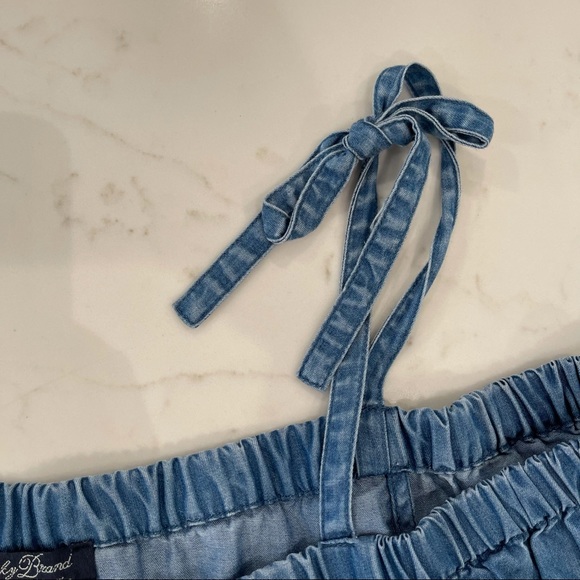 🎉HOST PICK🎉 Lucky Brand Jean top w/buttons - Picture 12 of 16